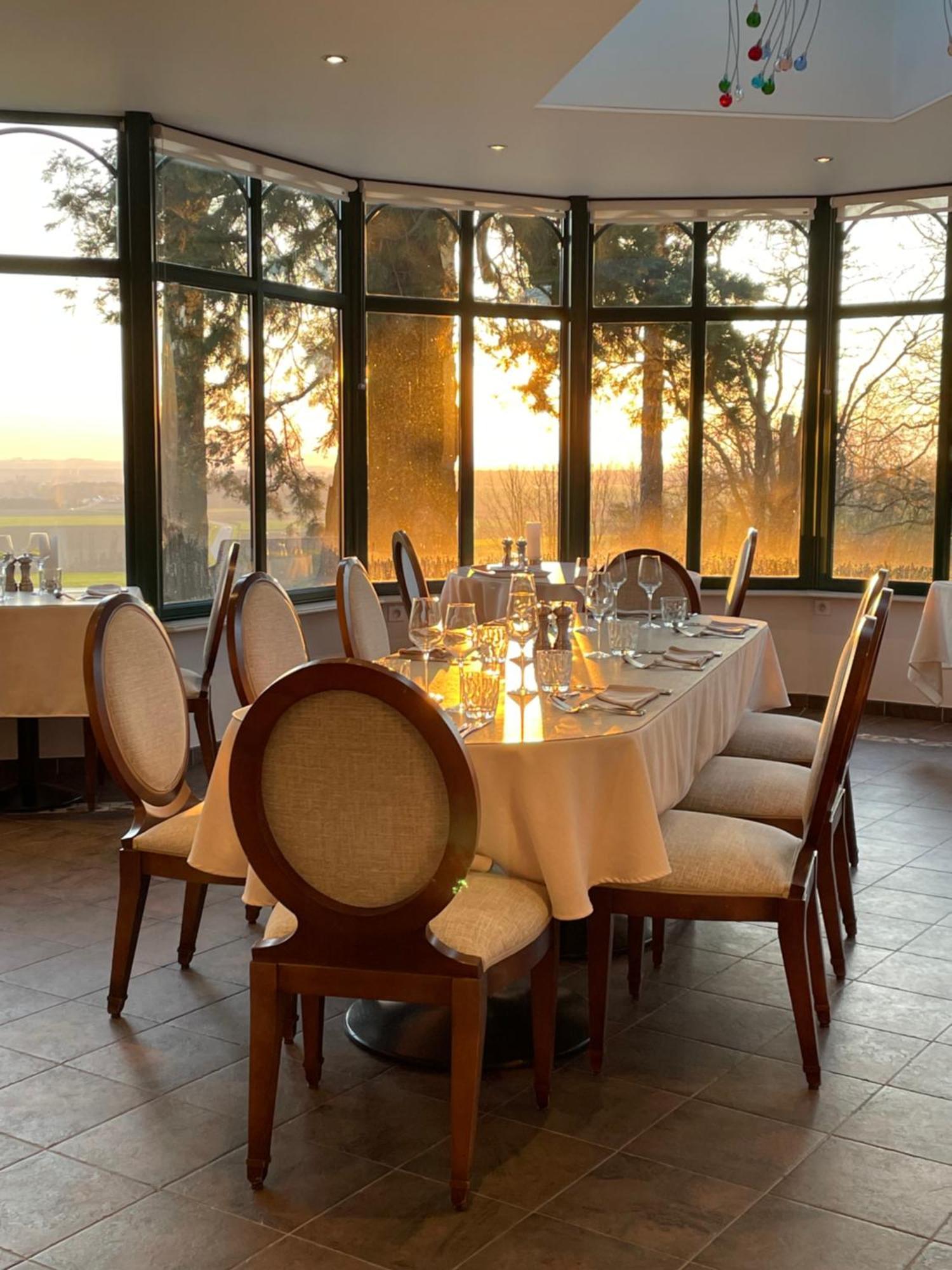 Logis - Hotel Restaurant La Sapiniere Wisques Екстер'єр фото